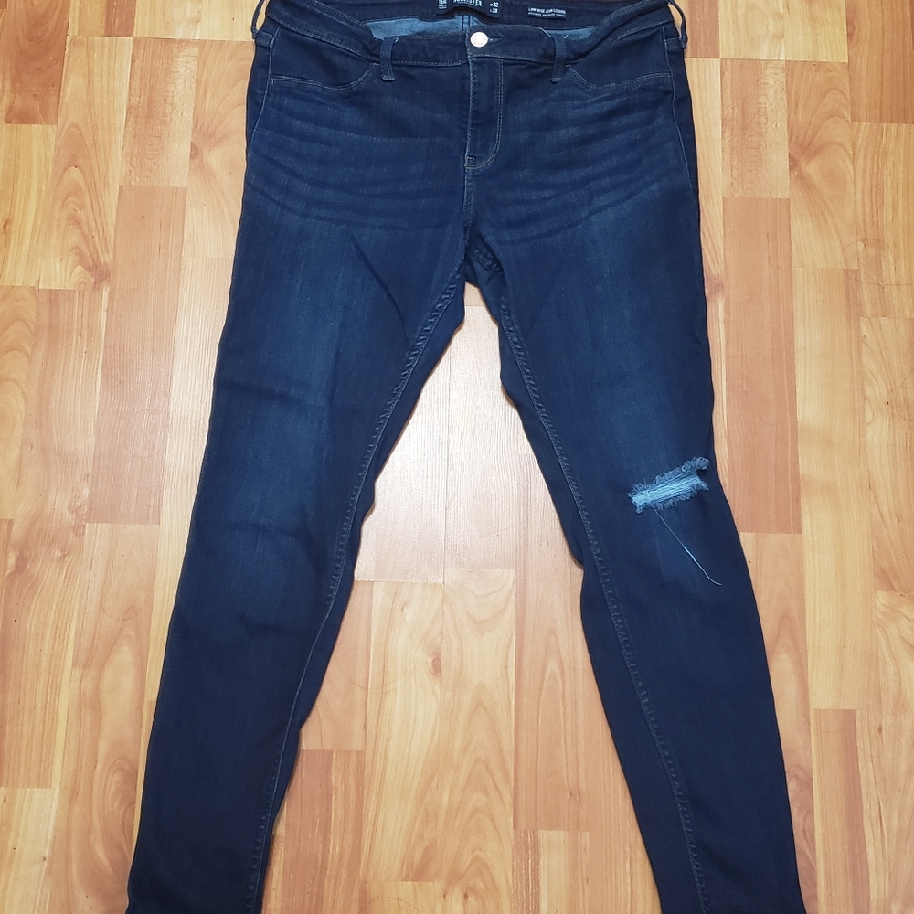 Dark blue Jeans
